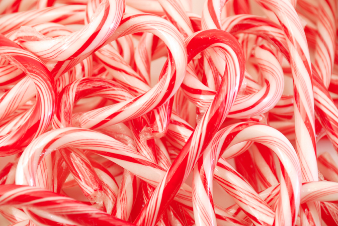 candycanes-holiday-cocktails